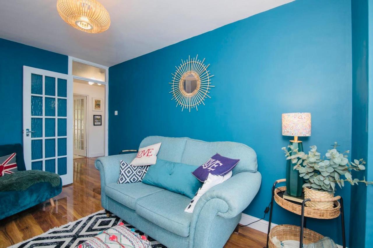 Aston Henry James Stunning One Bedroom Apartment In Royal 윈저 외부 사진